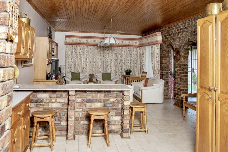 To Let 5 Bedroom Property for Rent in Douglas Northern Cape